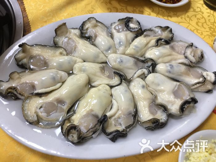 濠轩阁特色生蚝火锅(新市花园店)新鲜生蚝图片 - 第1张