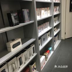 EBT 苹果专卖(万达广场店)