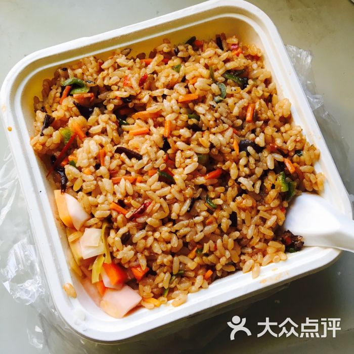 鱼香炒饭