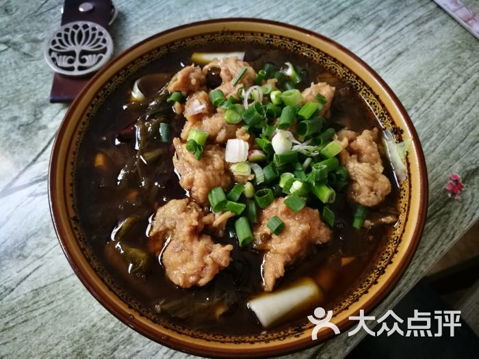 酸菜滑肉面块