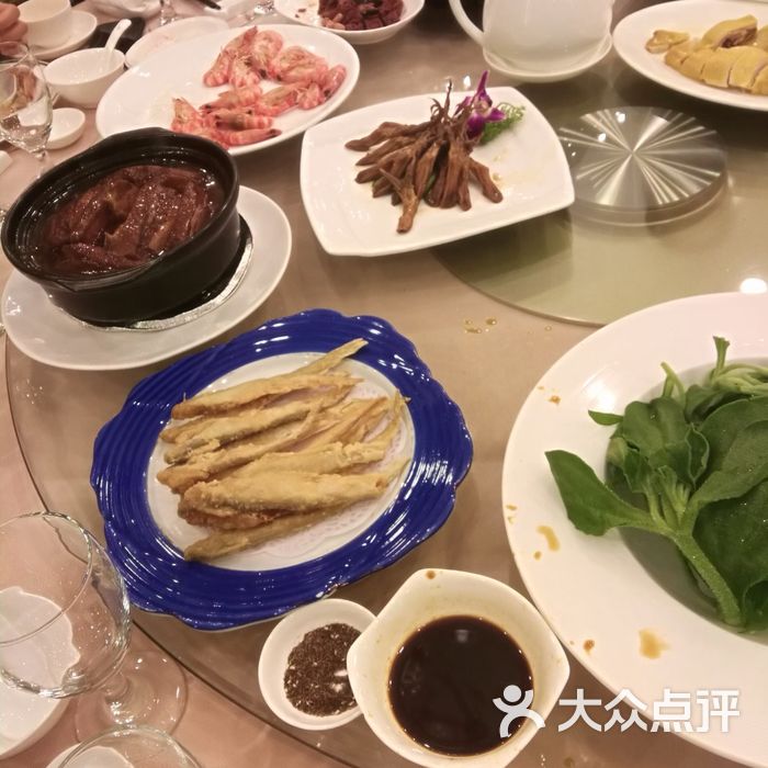 鹏天阁酒楼