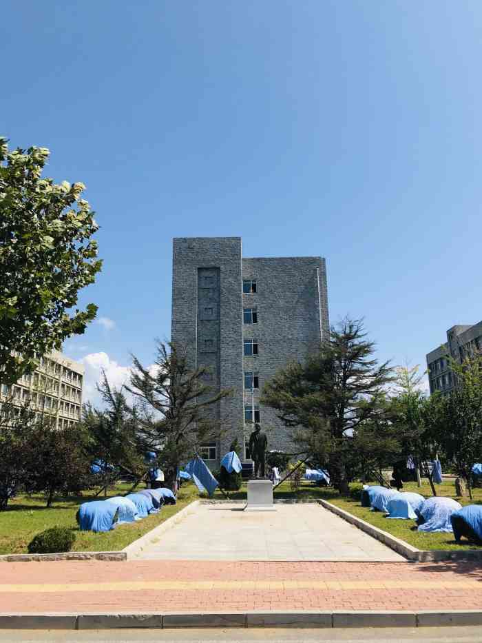 大连交通大学旅顺口校区2期"有家人考得这边来念书,千里迢迢来到这里