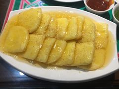 斯琴阿妈奶茶(红山店)的蜜汁奶豆腐