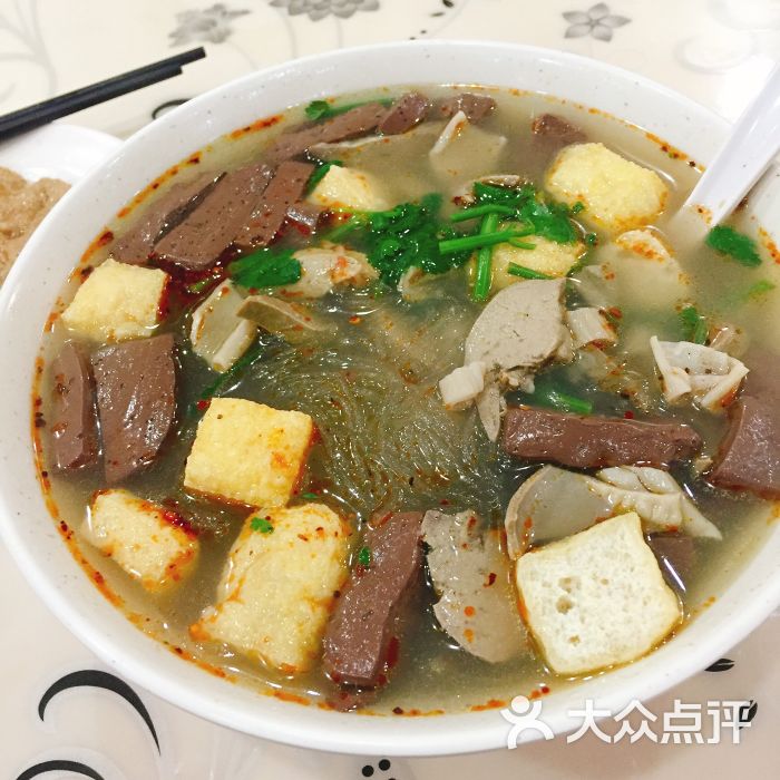 鸭血粉丝汤