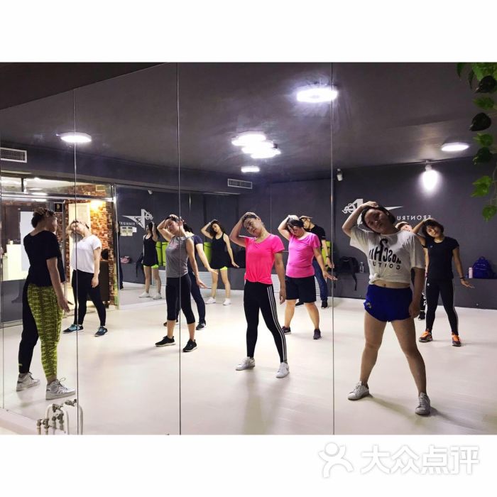 锋向标尊巴(zumba)健身舞蹈工作室图片 - 第2张