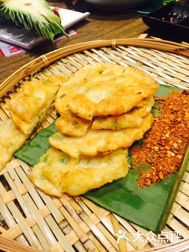 雀舞云南菜(大连恒隆广场店)丽江洋芋粑粑图片 - 第14张