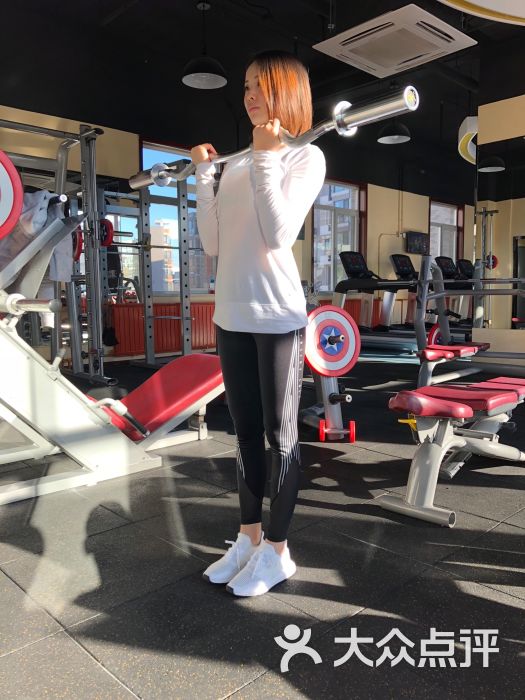 漾健身会所:在天丰利对面我爱我家二楼,通风.北