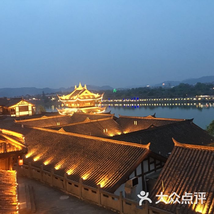 阆中金榜大酒店
