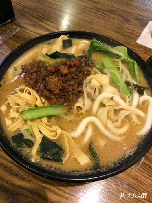 小眼镜的米线和土豆粉(中山广场店)肉酱土豆粉图片