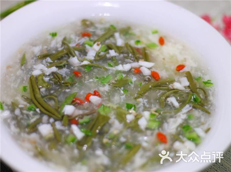 莼鲈之思中餐厅 招牌莼菜鲈鱼羹