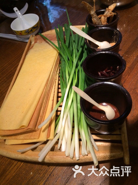 煎饼卷大葱