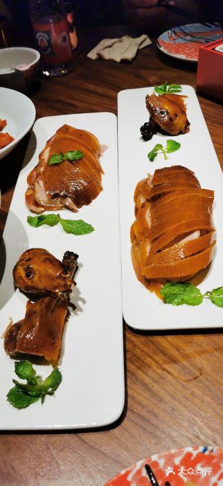 点卯·一口酥烤鸭(银泰百货大红门店)一口酥烤鸭图片