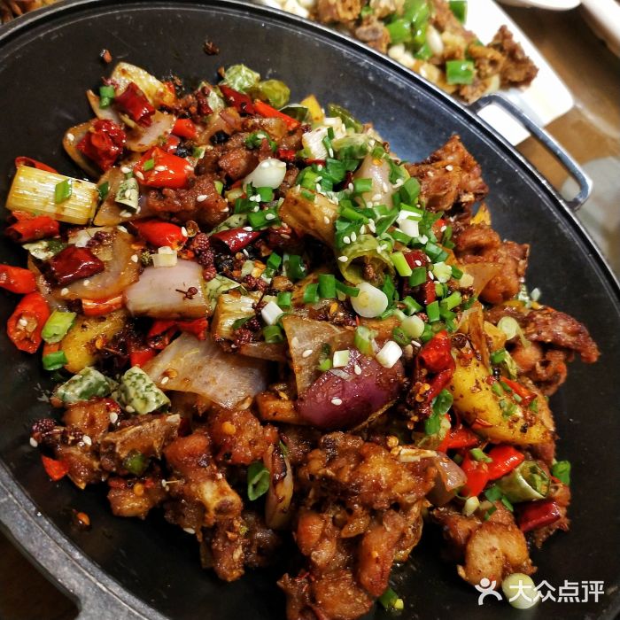 巷子深川菜馆干锅鸡图片