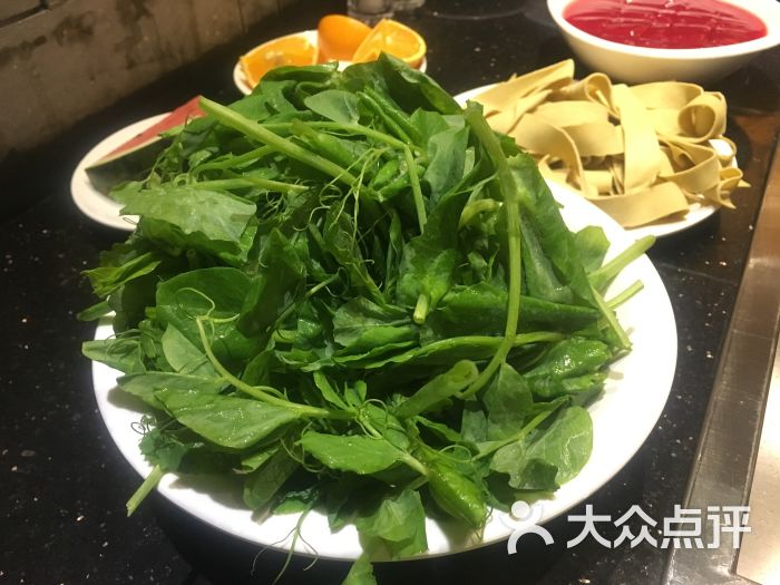 合鼎元火锅豌豆尖图片 第4张