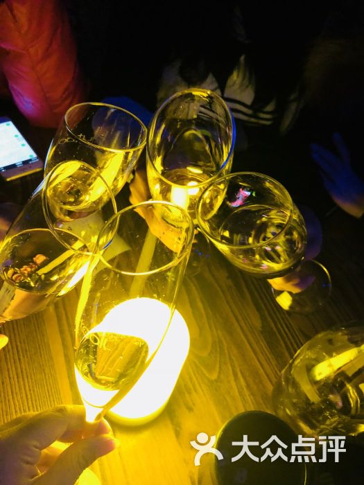 胡桃里音乐酒馆(香蜜湖1979店)