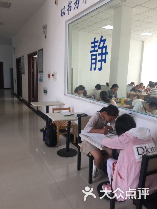 银川市图书馆图片 - 第8张