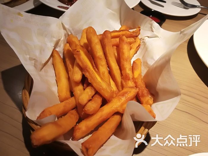 拉亚汉堡经典餐厅layaburger(恒隆广场店)红薯条图片 - 第2张