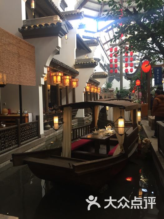 苏州江南大院人均消费_苏州码头烟雨江南图片