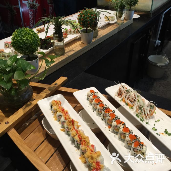 火焰山自助美食汇(盛龙广场店)图片 第2张
