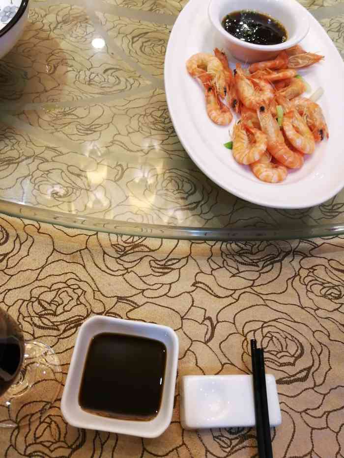 香逸大酒店"工作餐走一波,据说是郭巷地区比较有名的饭.