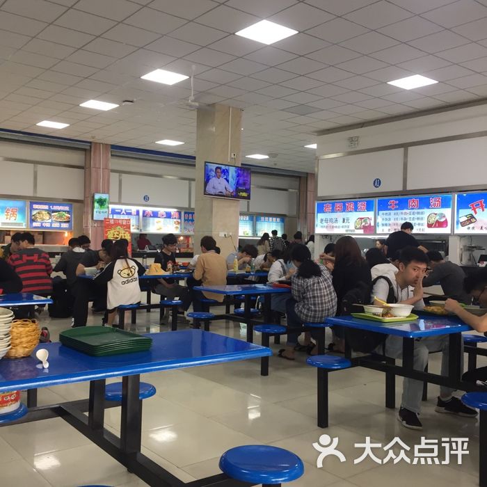 南京理工大学紫金学院三食堂