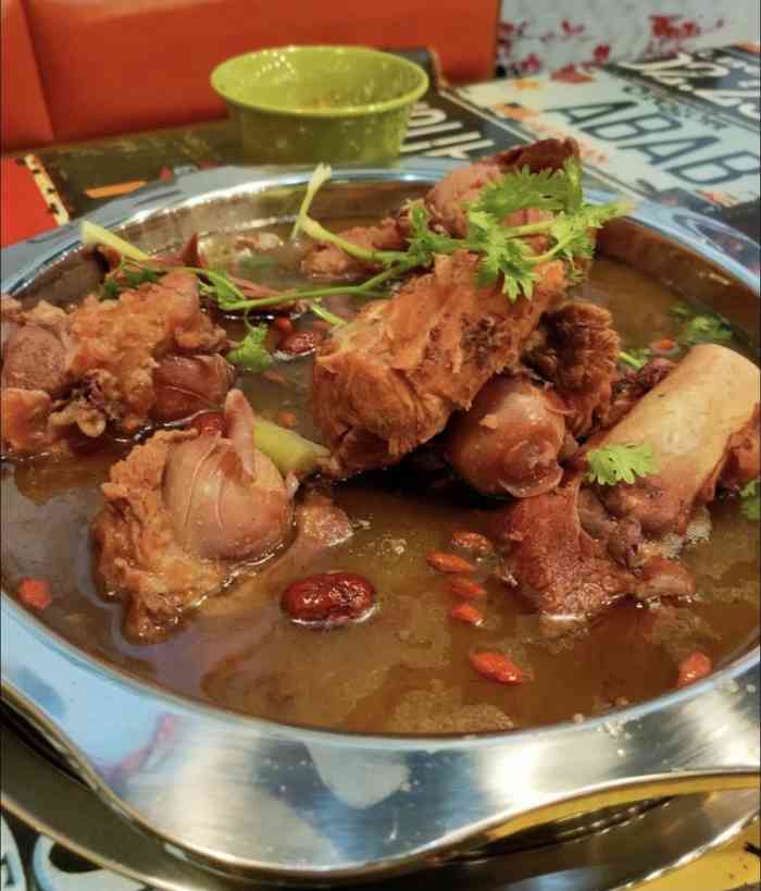 盆满钵满自助酱大骨火锅(乐彩城店"必胜客旁边直升梯上4楼,出电梯