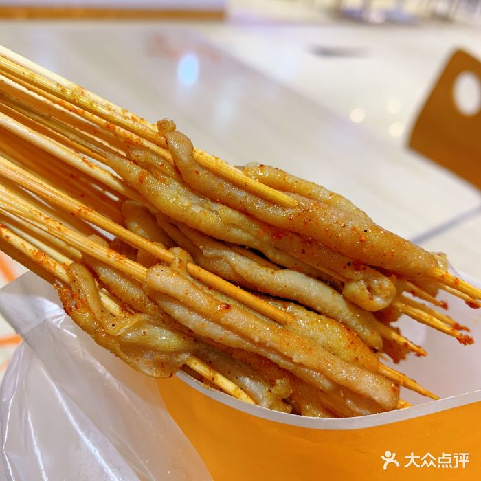 阿卤牵牵鸭肠