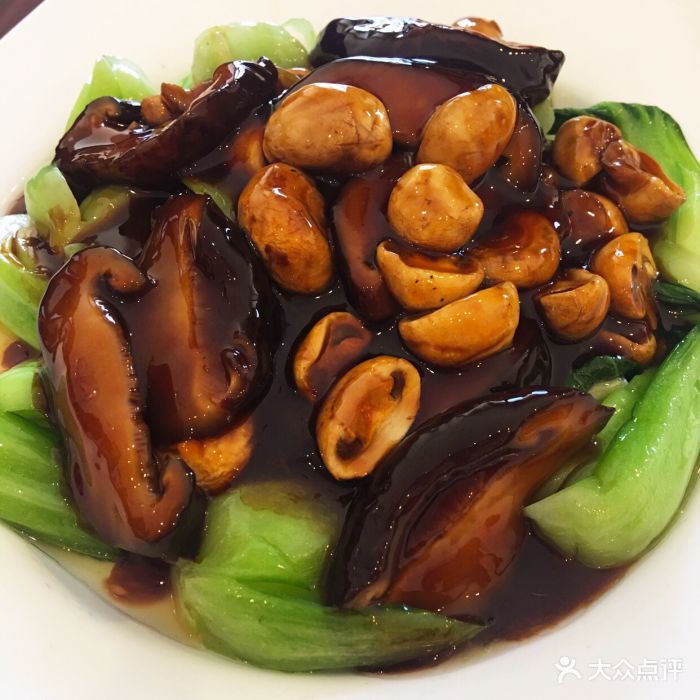 华人在悉尼生活是很容易适应的,到处的中国.