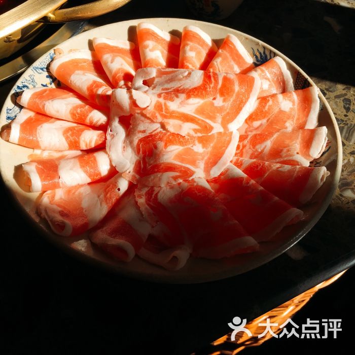 小龙坎老火锅:环境可以 味道也还不错&nbs.大