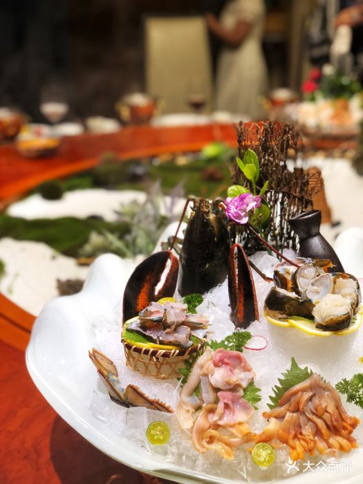 望江宴花园餐厅·海鲜火锅波士顿龙虾图片