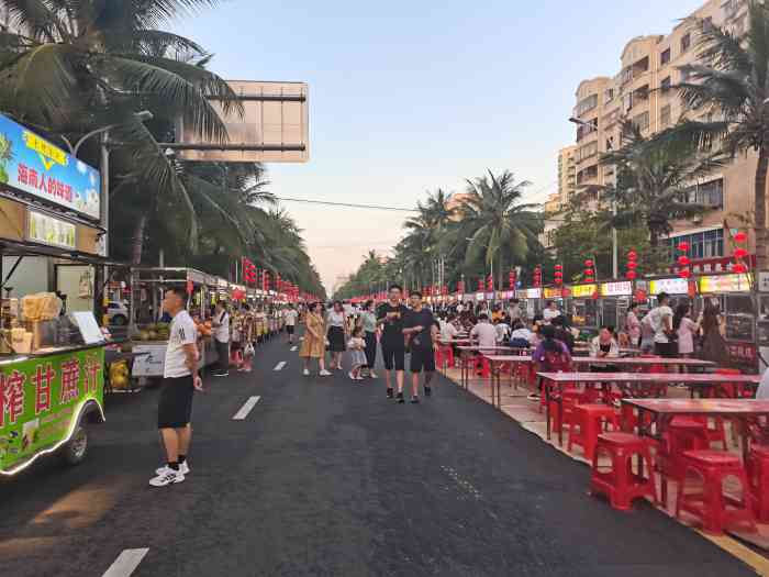 海大南门夜市-"海口必去的夜市[调皮][调皮]海大南门.