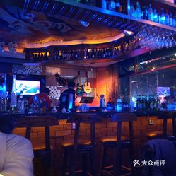 大连酒吧排名_大连tt酒吧陈世镇图片(3)