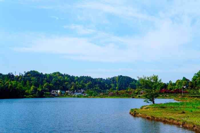 清漪湖风景区-"清漪湖在雅安名山,说风景如画,真的是.