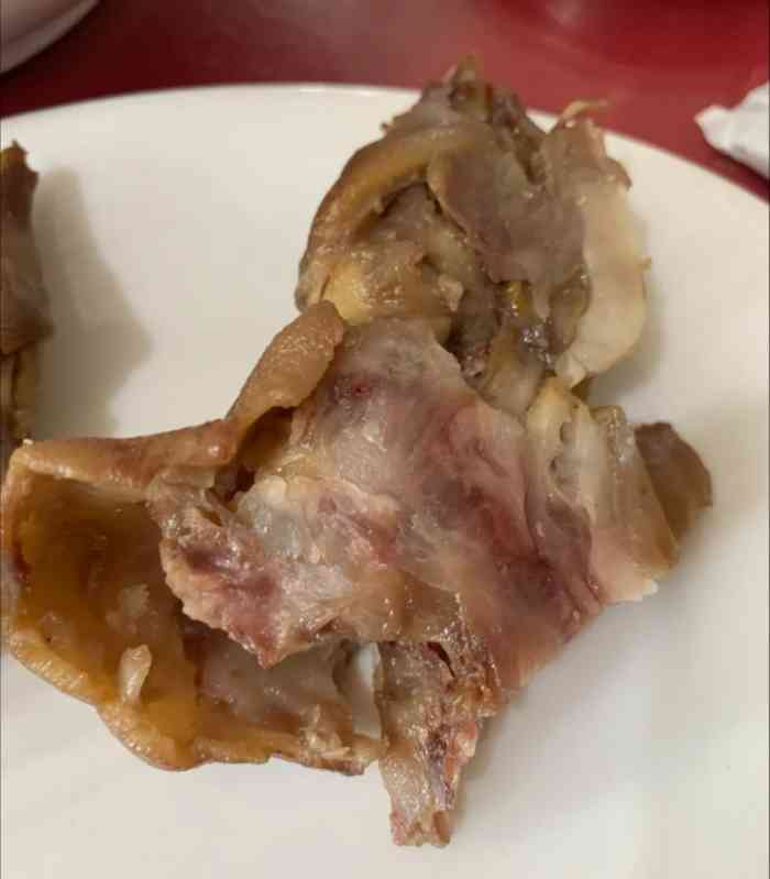 通远食堂狗娃猪蹄"这家跟之前好早之前就来过,当时来这地方的.
