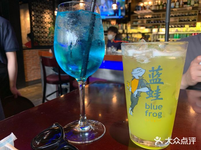 bluefrog蓝蛙(恒隆广场店)蓝蛙金汤力图片