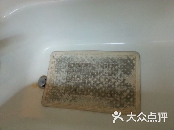 东丽湖大酒店-黑色防滑垫,在浴缸里面的!图片