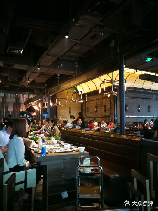 火炉火烤肉·芝士排骨(荟聚购物中心店)图片 第1张