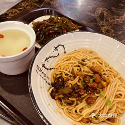 李大叔南昌拌粉(金沙江路店)的南昌经典拌粉好不好吃?