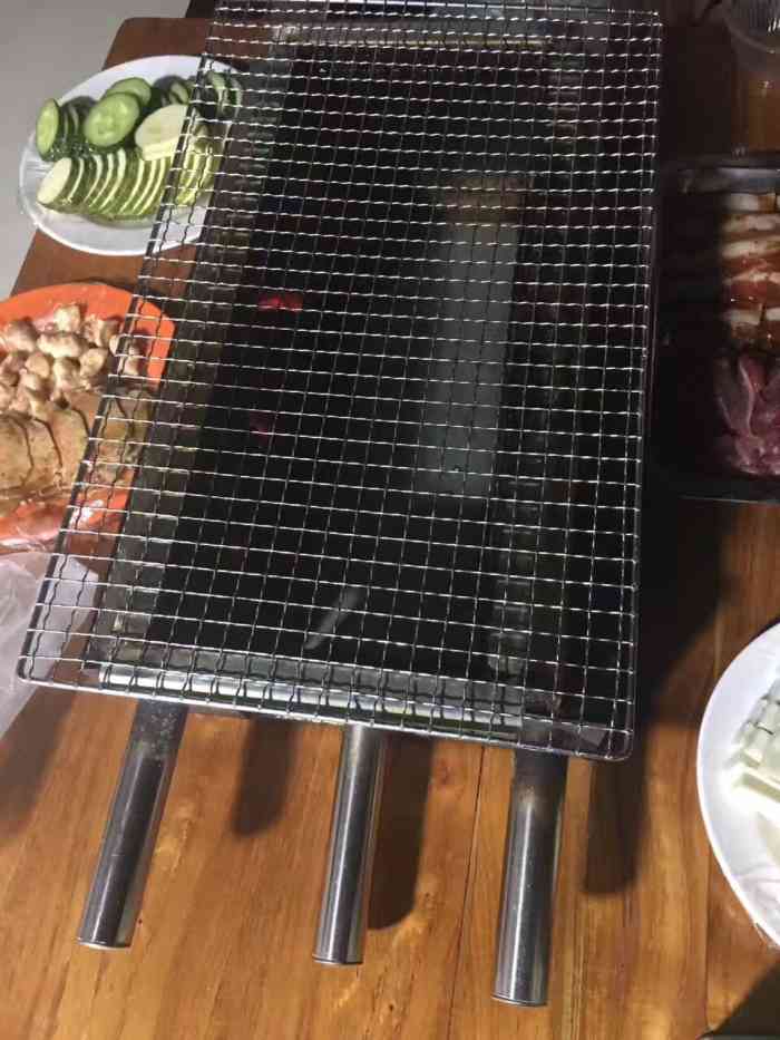 马卵古·有肉自助烤肉-"清风小区路口卖包子旁边.只有