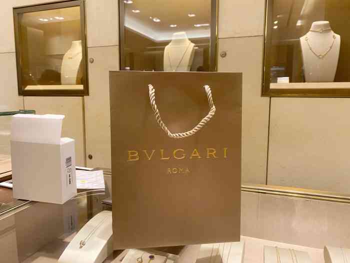 宝格丽bvlgari(杭州大厦店)-"商品:包包 杭州唯一一家