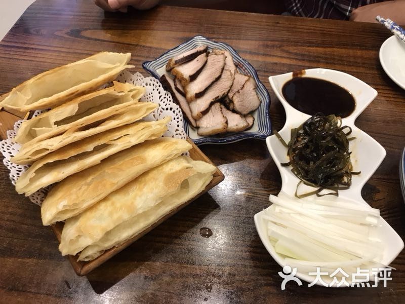 武记老四平熏肉大饼(典逸心洲店)图片 - 第1张