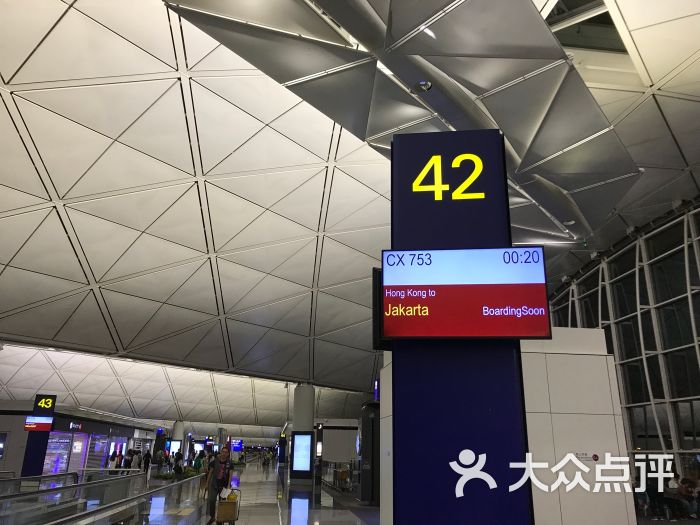 香港国际机场登机口图片 - 第1张