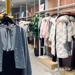 银隆百货  only(银隆百货萧山店) only only其实和很多熟知的女装品牌