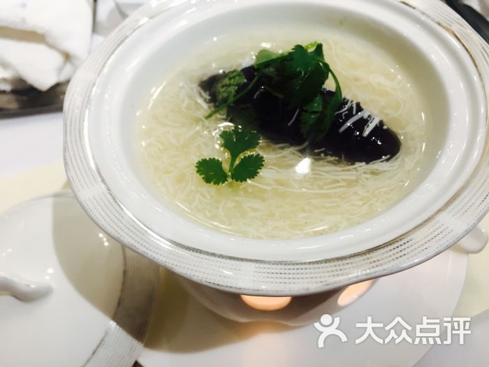 醋椒银丝烩辽参