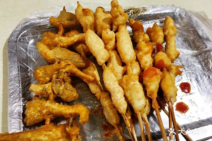 更新街炸串店裹面小串图片 第137张