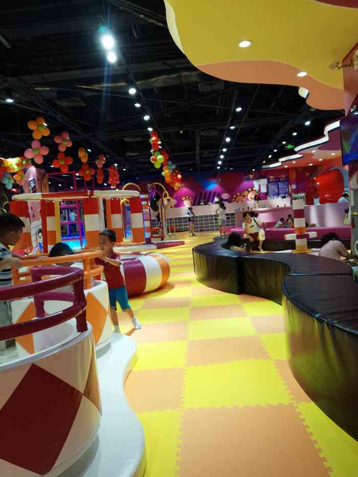 奇乐儿儿童主题公园(五号停机坪店)