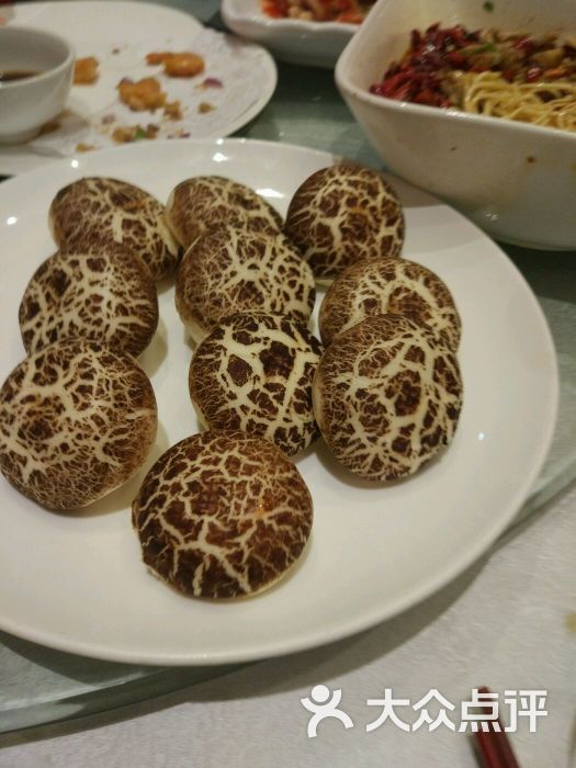 蘑菇包子