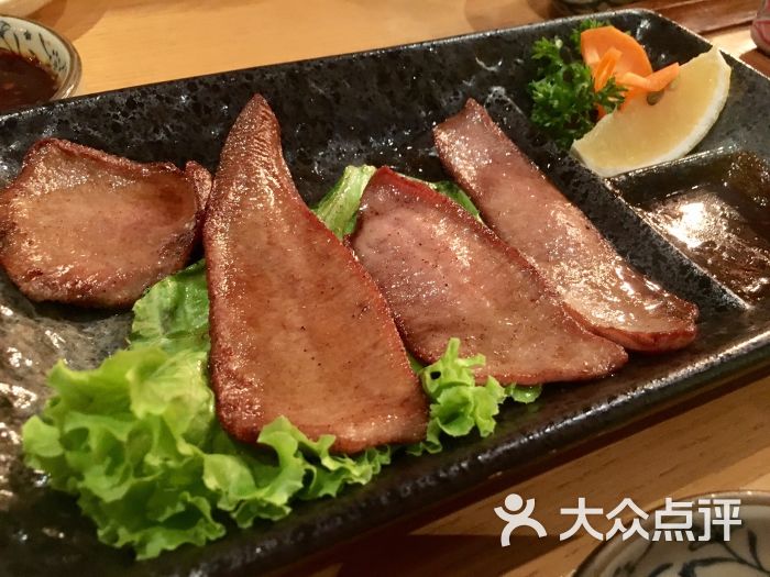 盐烤牛舌