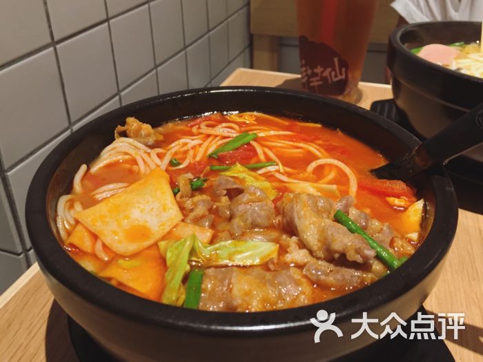 云味馆过桥米线(扬名广场店)