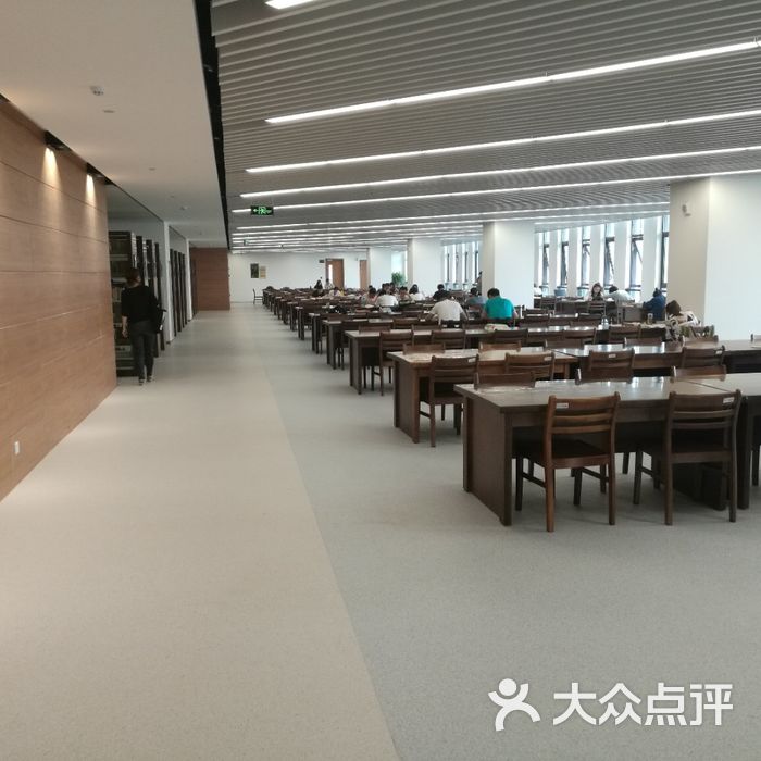 南京林业大学图书馆